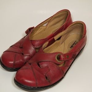 Clark's Flats Size 8